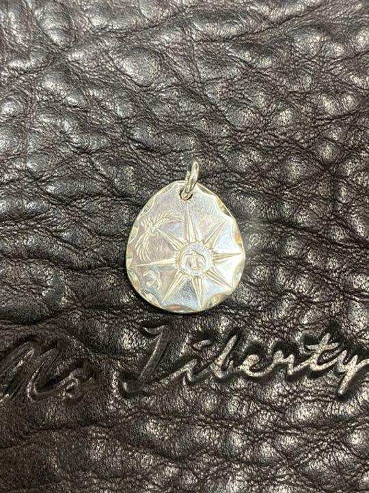 ホワイト系人気カラーのW 全銀タタキ イーグルメタル ネックレス メンズホワイト系¥9,630-www.epmhv.quito.gob.ec ホワイト系人気カラーのW 全銀タタキ イーグルメタル ネックレス メンズホワイト系¥9,630-www.epmhv.quito.gob.ec