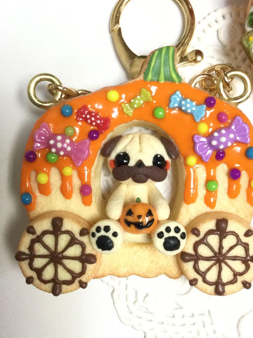 フェイクスイーツ*ハロウィン・パンプキンにinパグちゃん・チャーム