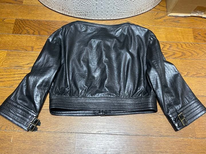 ミスアシダ クロコ型押し羊革ライダース ボレロ黒ワニ革クロコダイル柄