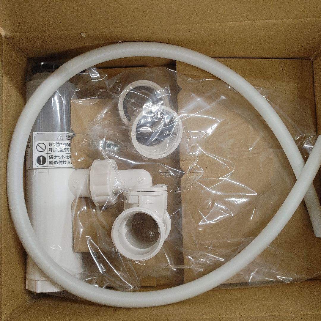 TOTO小型電気温水器　付属品付き REW06A1D1RR