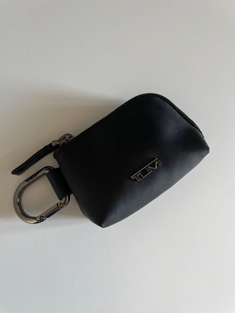 TUMI ブラックバックパック ※TUMI専用AirPodケース付き