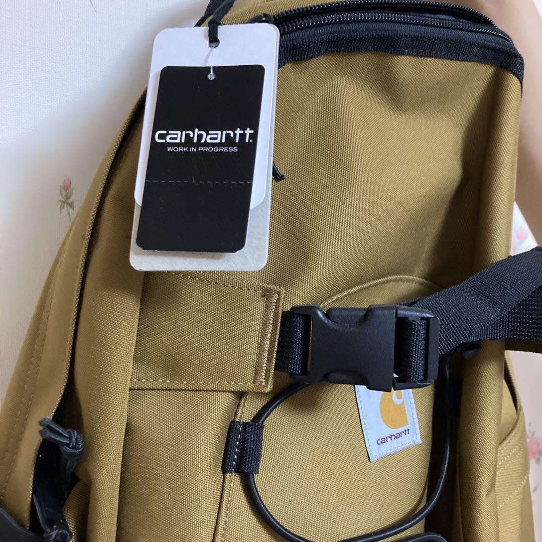 新品Carhartt ブラウン リュック