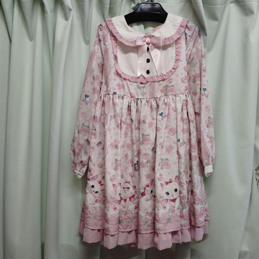 Angelic Pretty　ディズニーストアコラボ　マリーちゃん ワンピース