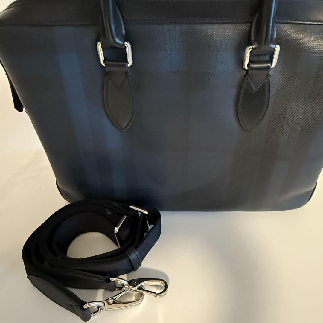 BURBERRY ビジネスバッグ ブラック BURBERRY(バーバリー) / ビジネスバッグ/レザー/BLK/無地 | 中古
