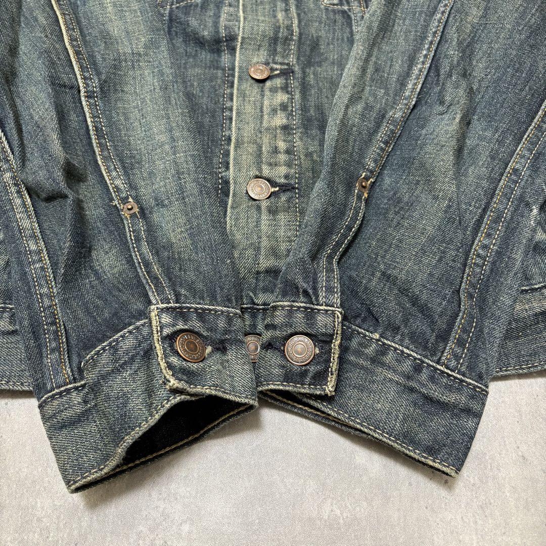 levi's リーバイス　デニム　ジャケット　トラッカー　ジージャン