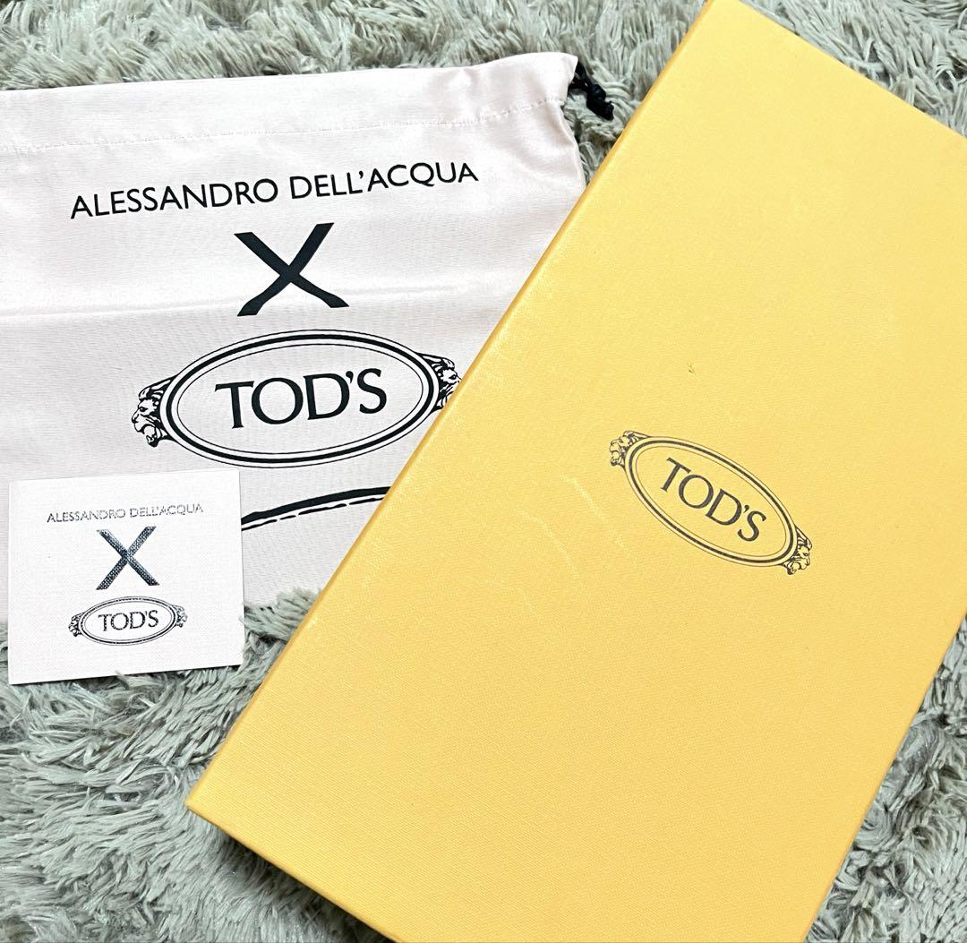 TOD'S フラットシューズ パンプス