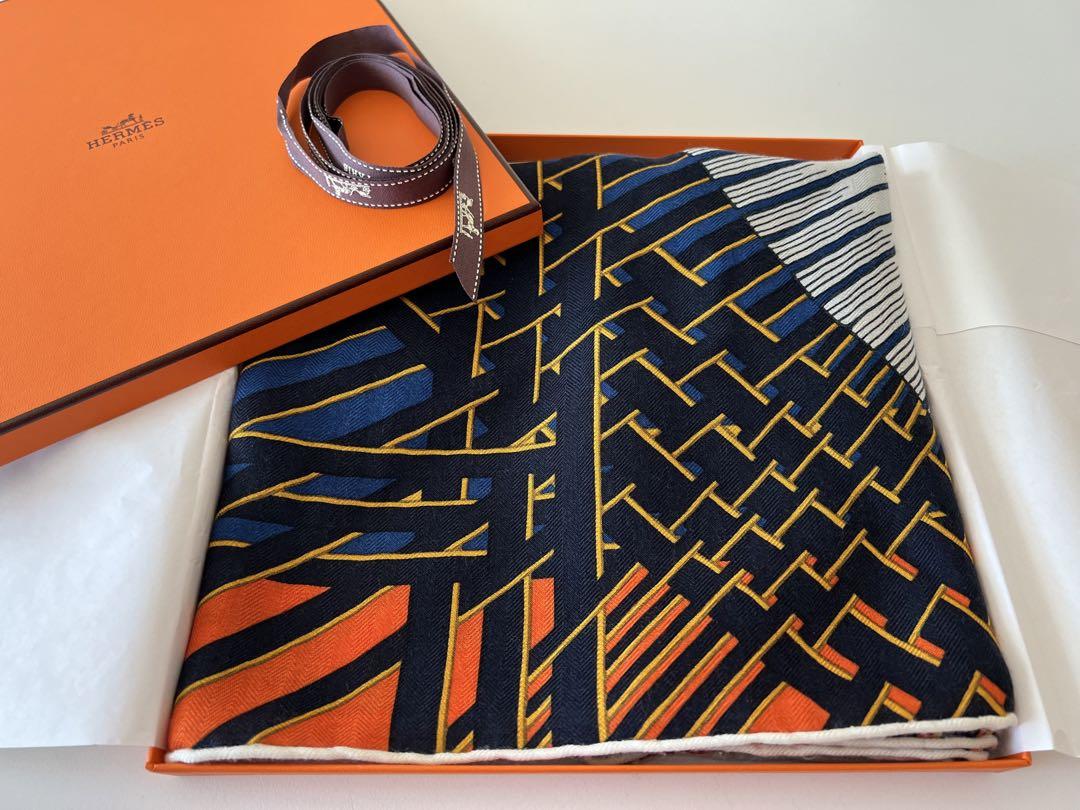 エルメス　Hermes トライアングルジェアン　マサンマサン エルメスHERMES トライアングルジェアン ラ・レアル