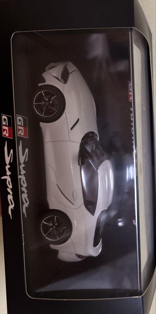 トヨタ GR Supra 1/30スケール ホワイト
