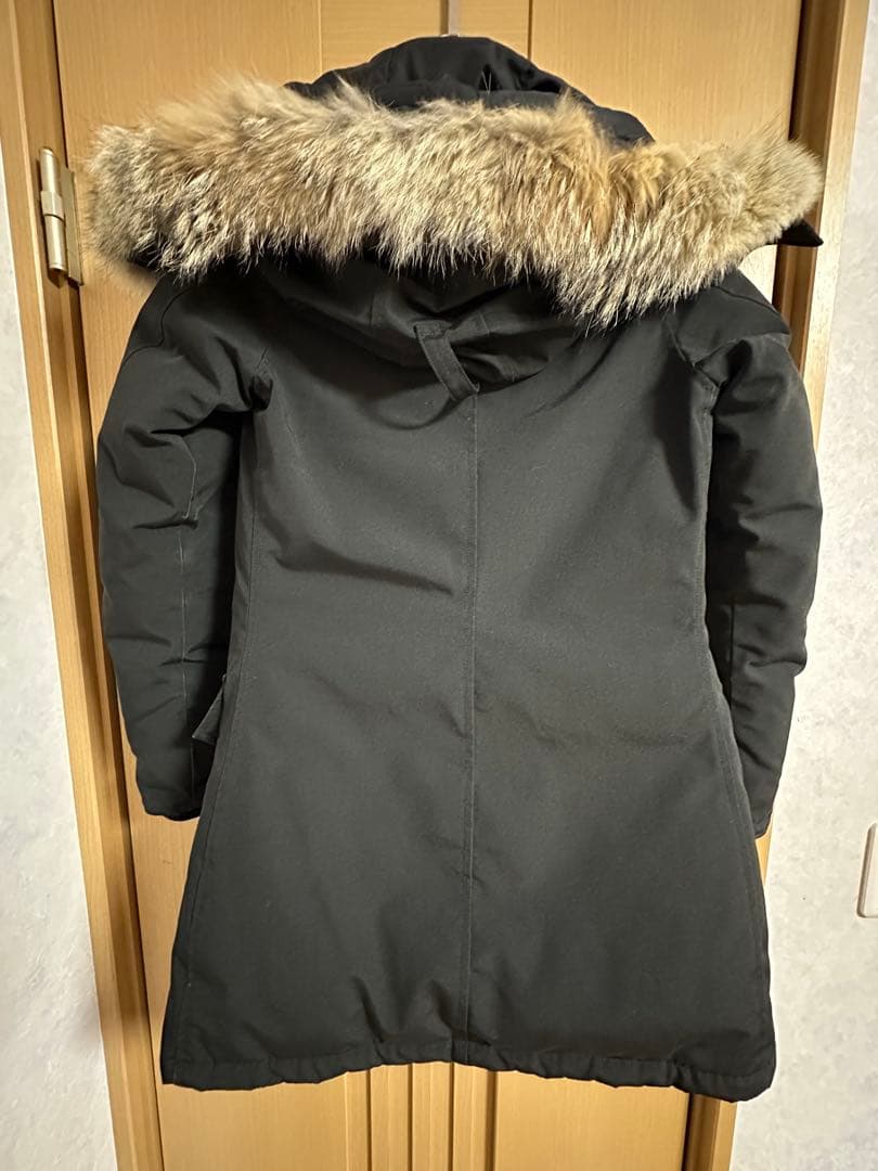 Canada Goose ブラックダウンジャケット Canada Goose ブラックダウンジャケット