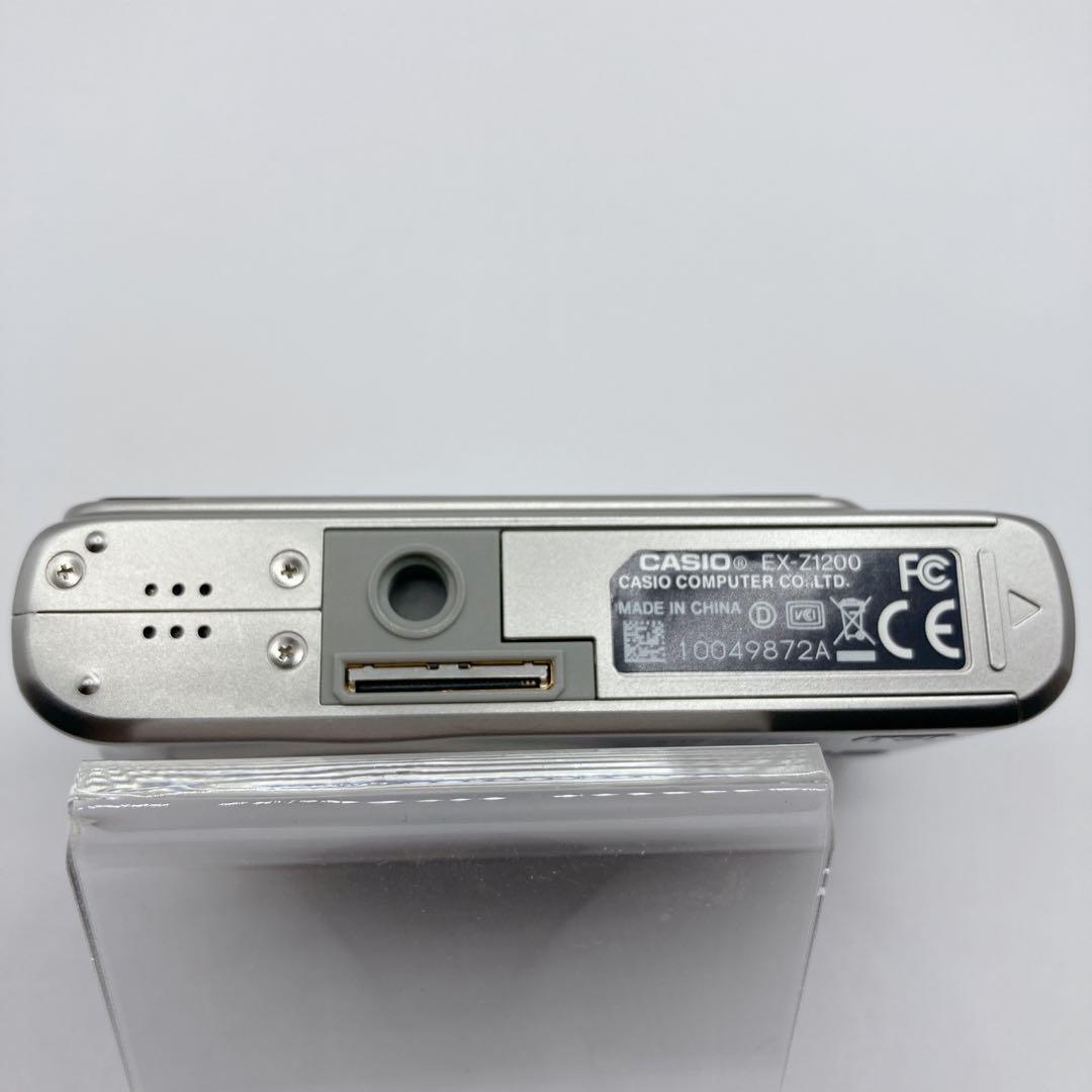 レトロコンデジ CASIO EXILIM EX-Z1200 カシオ シルバー