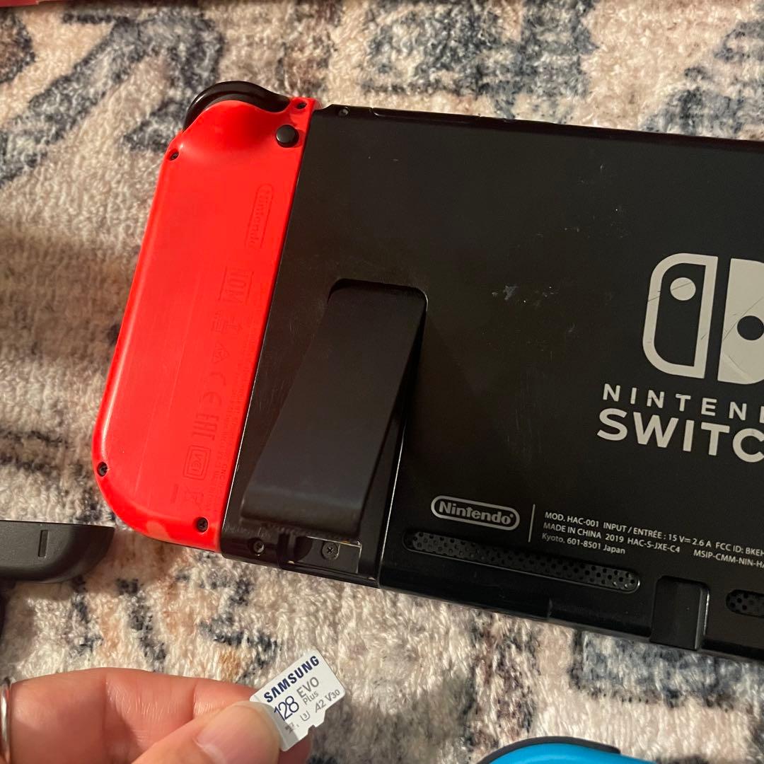 Nintendo Switch コントローラー計4個 SDカード付ケース付セット Nintendo Switch コントローラー計4個 SDカード付ケース付セット