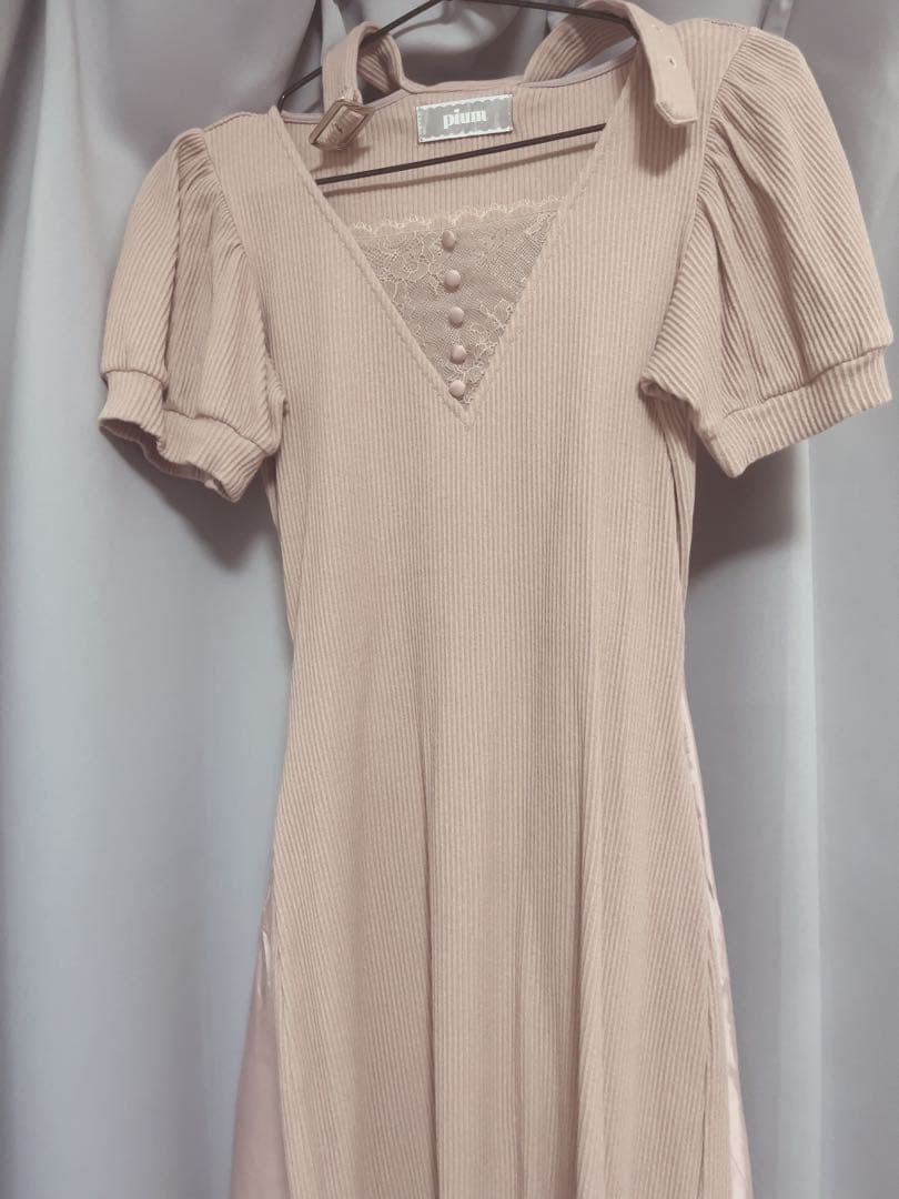 pium バックリボンチョーカーカットワンピース SIZE DECORATOM_COM_BR