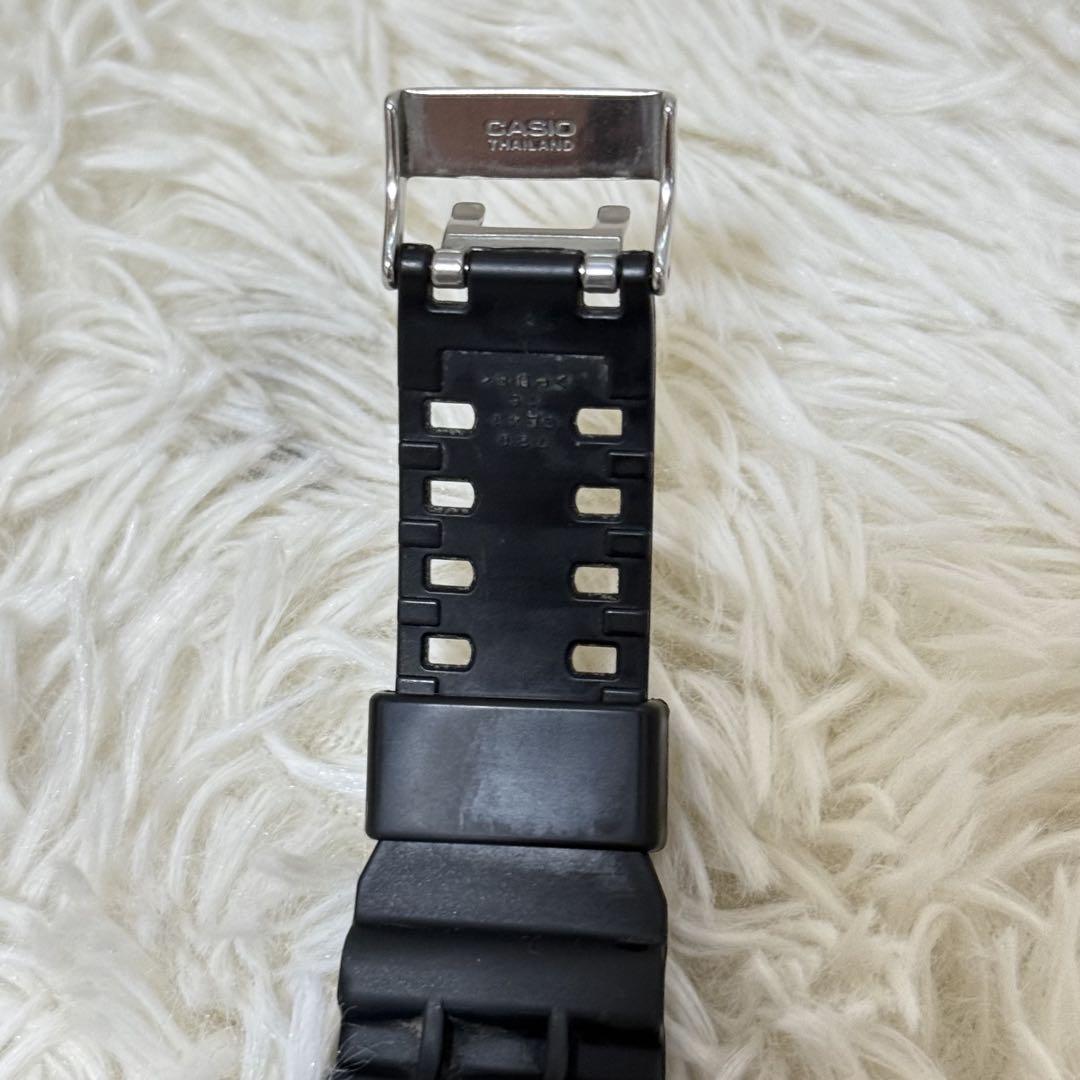 美品 CASIO G-SHOCK GA-110MC ブラック/マルチカラー