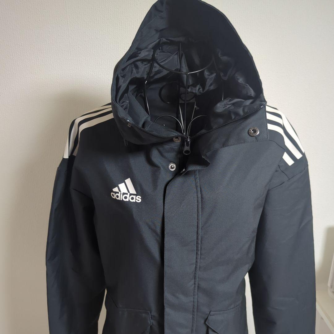 未使用　adidas フード付きネイビーウィンドブレーカー