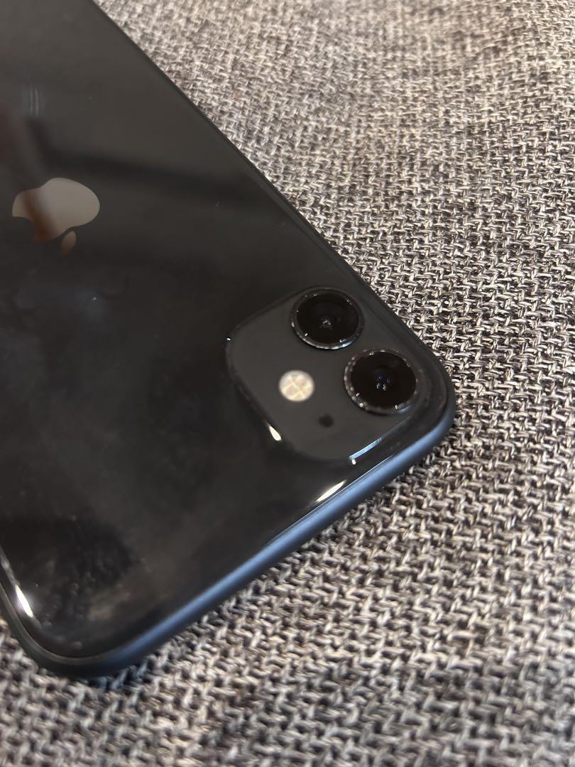 Apple iPhone 11 ブラック 本体　64GB