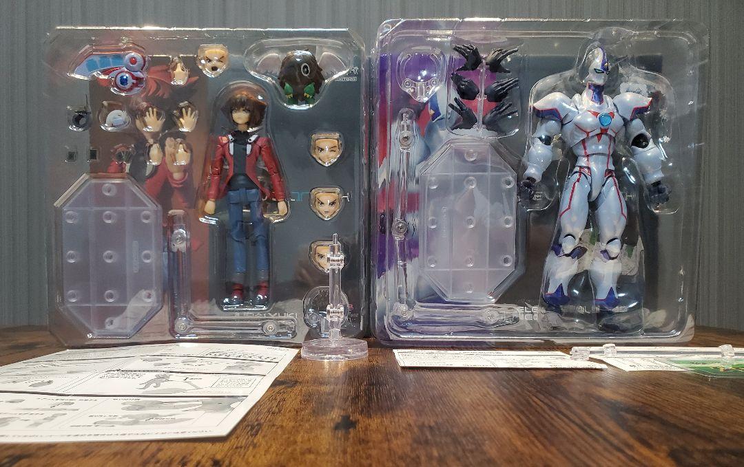リボルテック　遊城十代　E・HEROネオス　開封品　限定版　付属品完備 リボルテック 遊城十代 E・HEROネオス 開封品 限定版 付属品完備