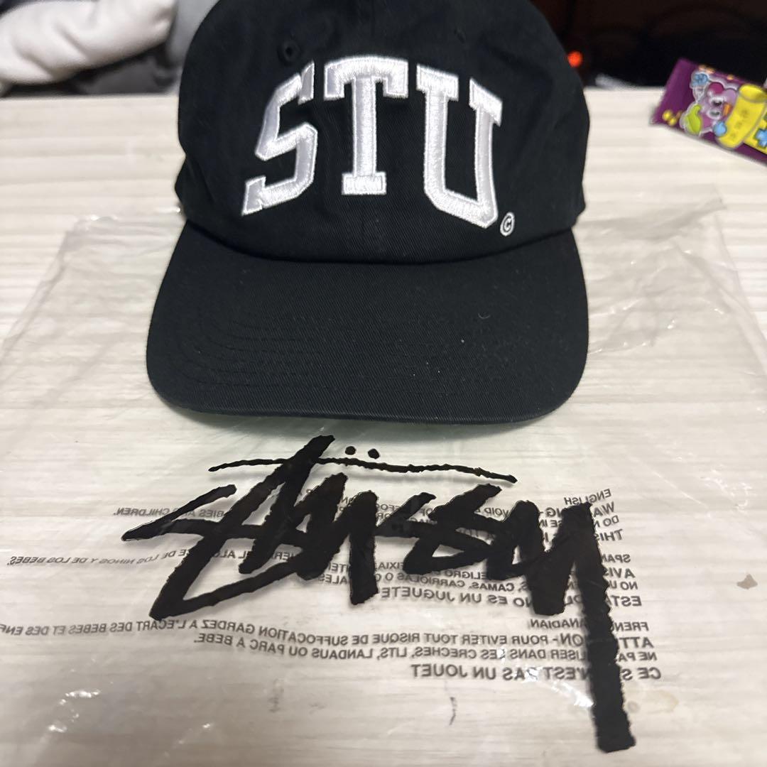 Stussy STUロゴ ブラックキャップ　正規 Stussy STUロゴ ブラックキャップ - メルカリ