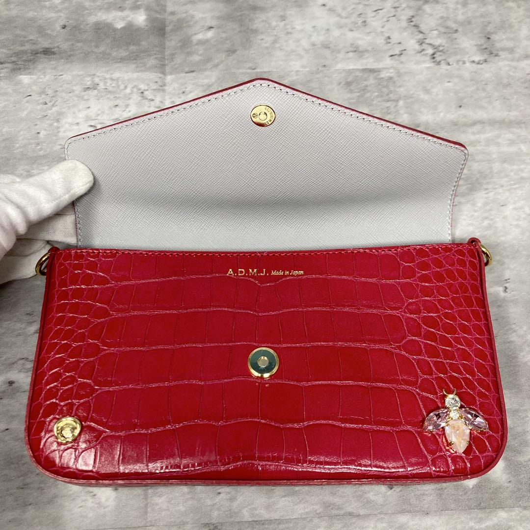 【未使用✨完売モデル】A.D.M.J モバイルポーチ クロコ型押し RUBY
