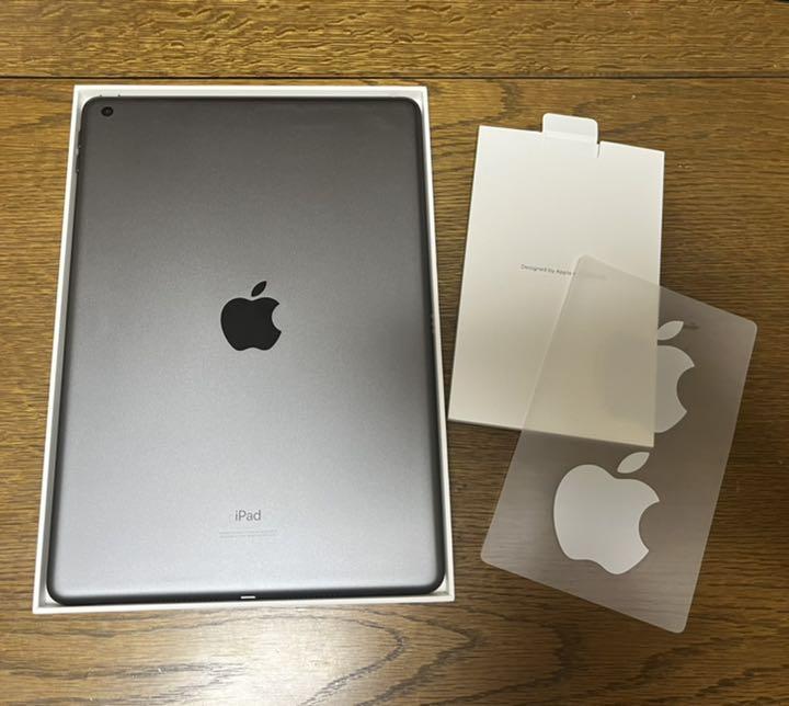 iPad 第8世代 128GB Wi-Fiモデル スペースグレイ | monsterdog.com.br