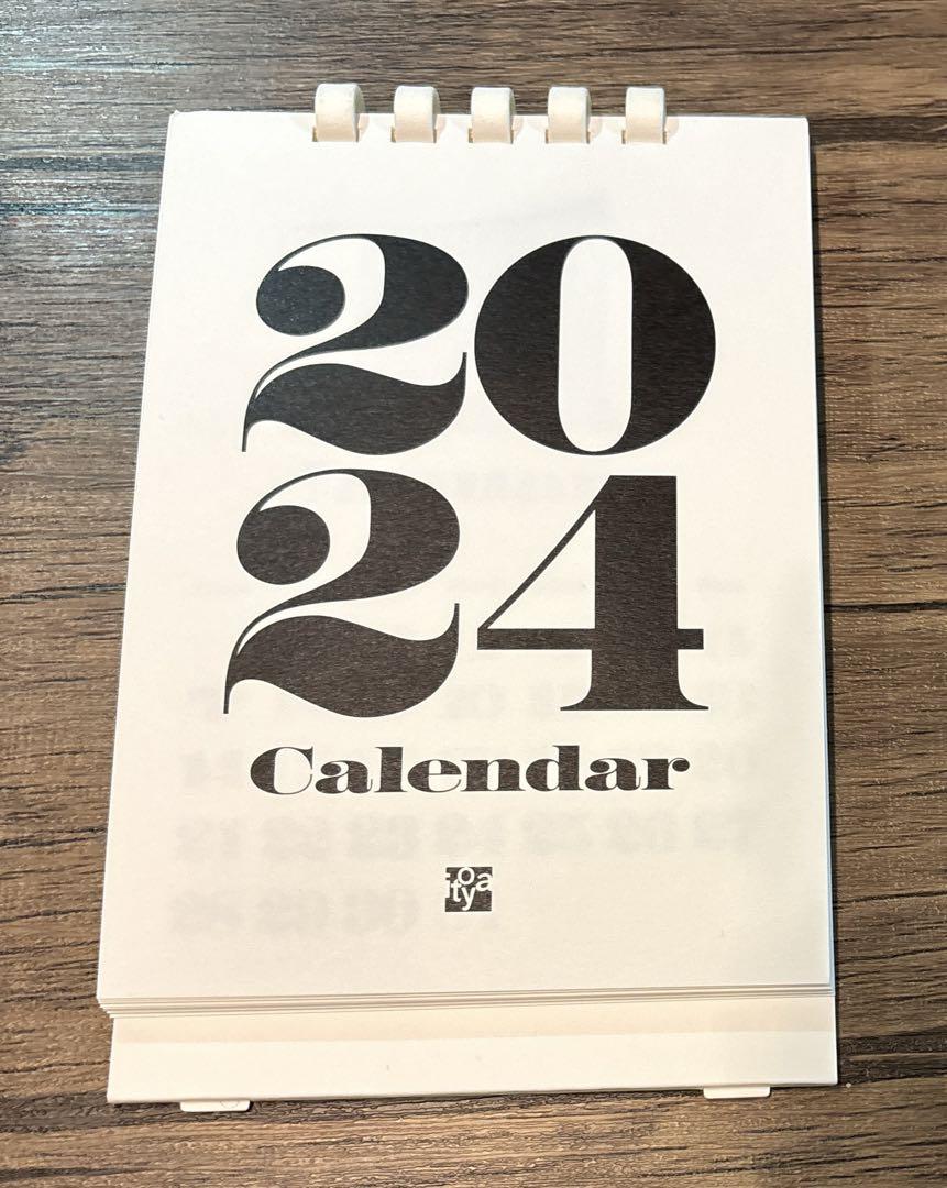 【新品未使用】伊東屋オリジナル2024年卓上カレンダーホワイトカレンダー
