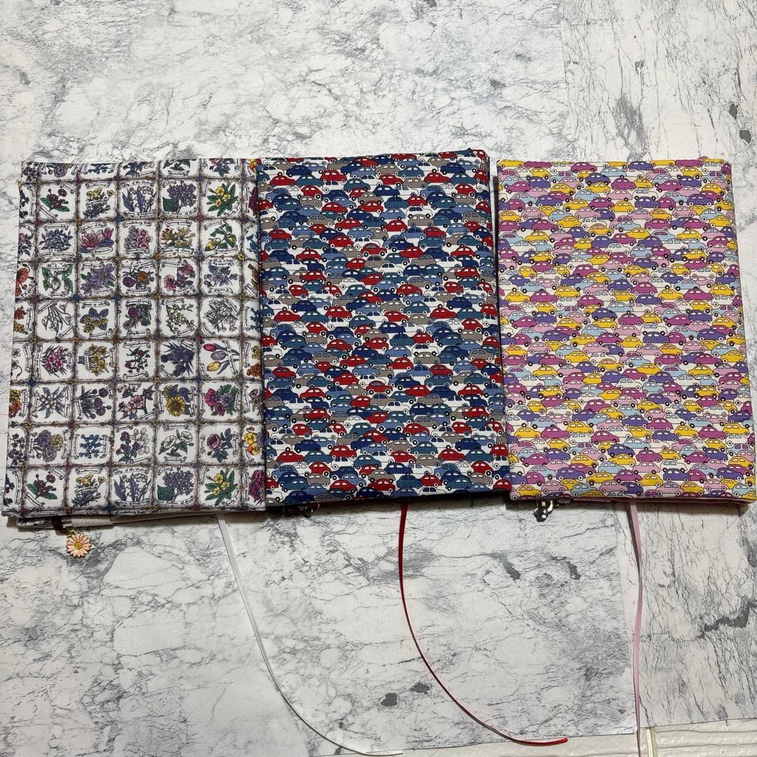 【専用】ブックカバー 四六判 カーズ 等 Liberty