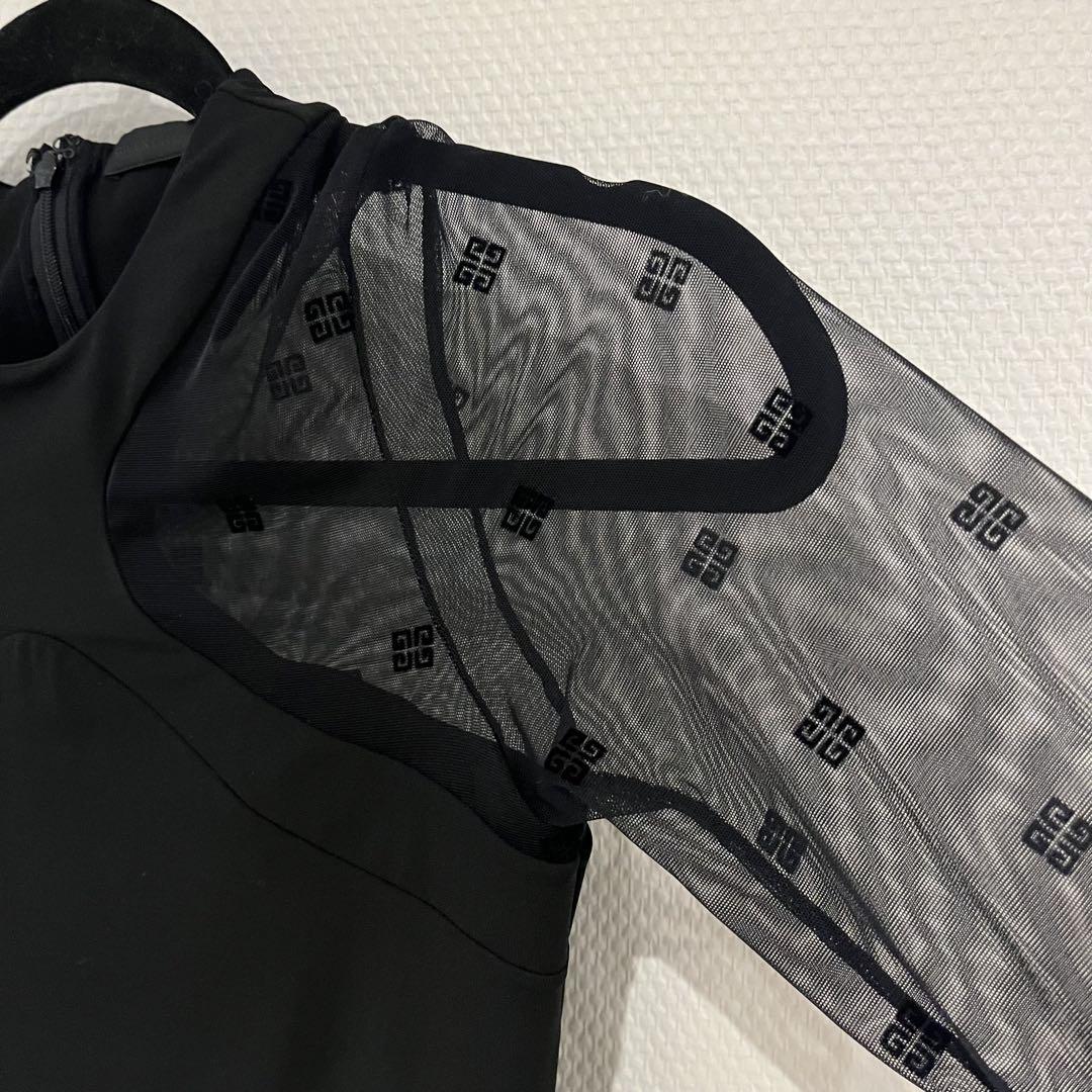 GIVENCHY ブラック 長袖ボディスーツ なぬ