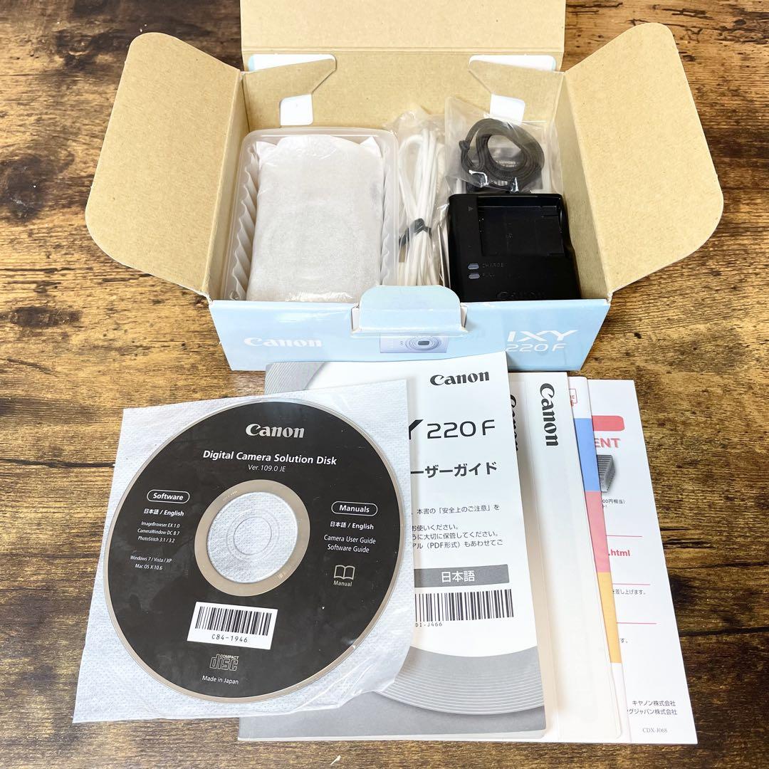 Canon IXY 220F コンパクトデジタルカメラ 付属品多数