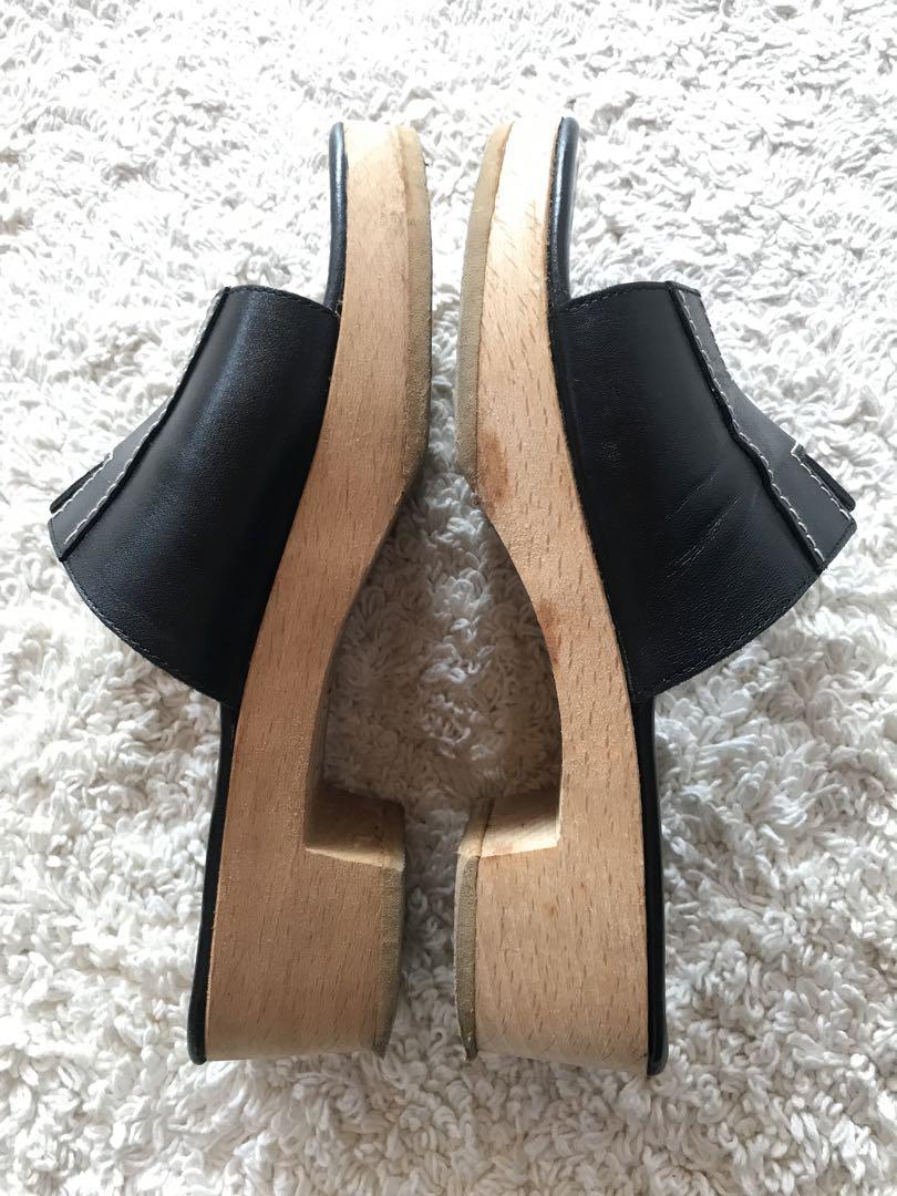 HERMES サンダル 黒 レザー MADE IN SPAIN36サイズ