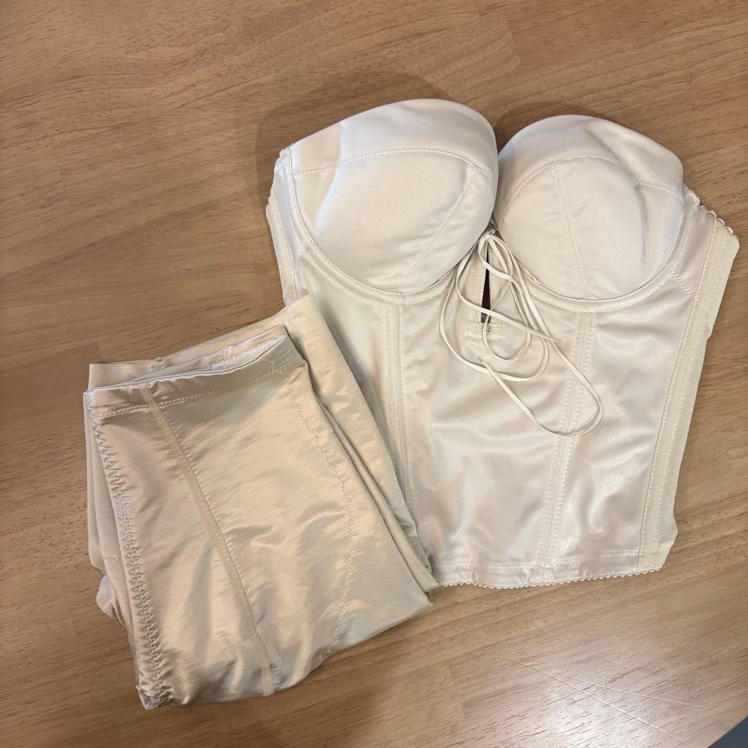 BRIDAL BEAUTE ブライダルインナー E70 ガードルMサイズ