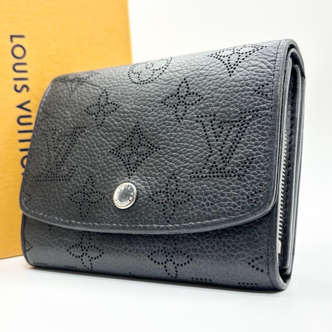✨美品✨ルイヴィトン　ポルトフォイユ・イリス　コンパクト　マヒナ　ノワール　黒色 LOUIS VUITTON 【未使用】ルイヴィトン マヒナ ポルトフォイユ