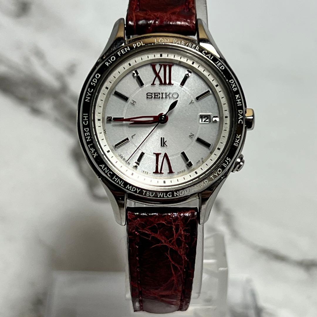 稼働美品 セイコーLk レディース腕時計 1B25-0AH0 レッド ラウンド 稼働美品 セイコーLk レディース腕時計 1B25-0AH0 レッド ラウンド