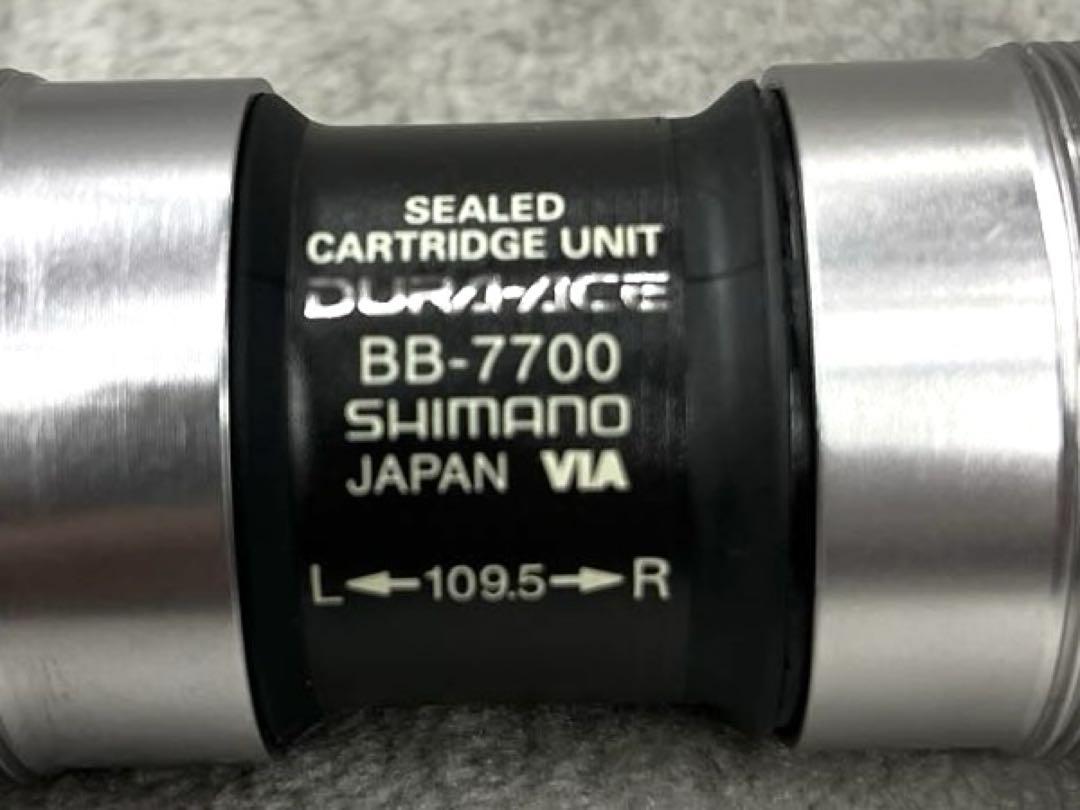 Shimano デュラエース BB-7700 ボトムブラケット ピスト
