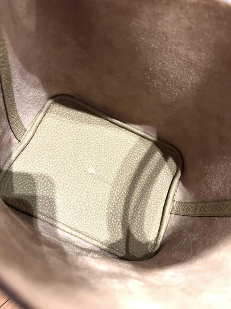 楽天 4Uファッション【日本製】キューブバッグ PM 本革 S グレージュ