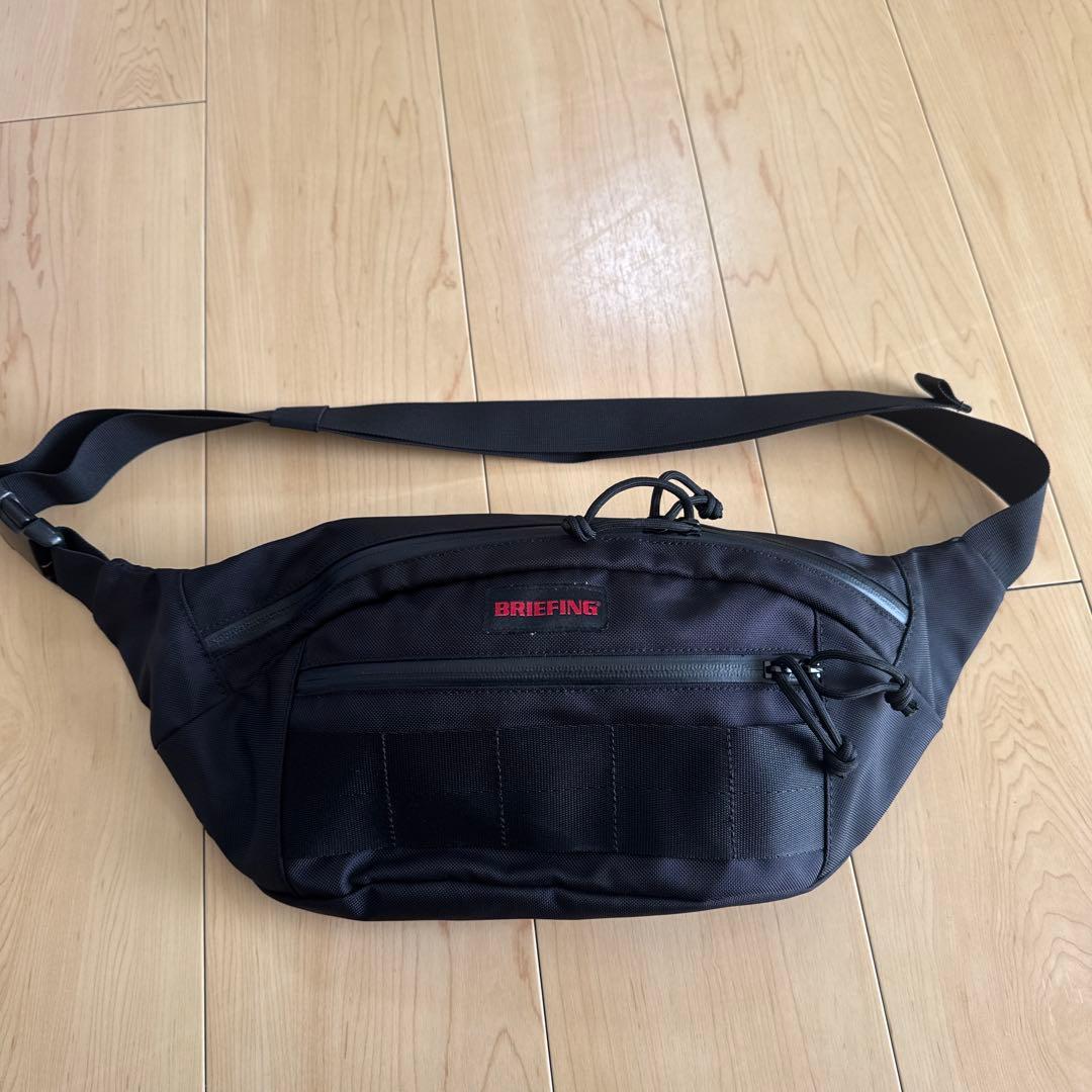 ブリーフィング ボディバッグ 黒BRIEFING