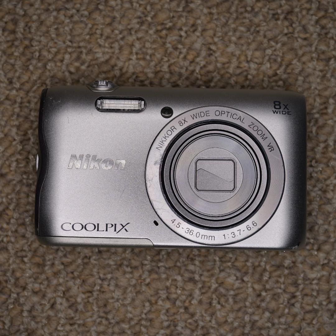 【1245】Wi-Fi対応 Nikon COOLPIX A300（シルバー）