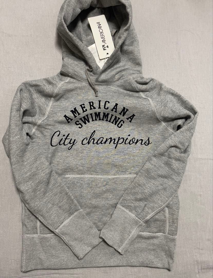 新品未使用 タグ付Deuxieme Classe AMERICANA フーディー 新品未使用 タグ付Deuxieme Classe AMERICANA フーディー