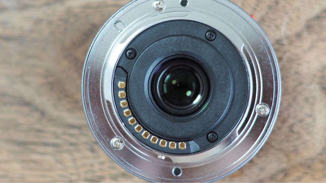 LUMIX 14mm F2.5 レンズ　パンケーキ　中古
