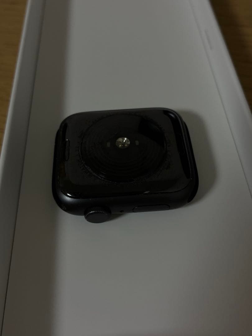 Apple Watch SE本体 WWW_OPDRERGINERDOGAN_COM