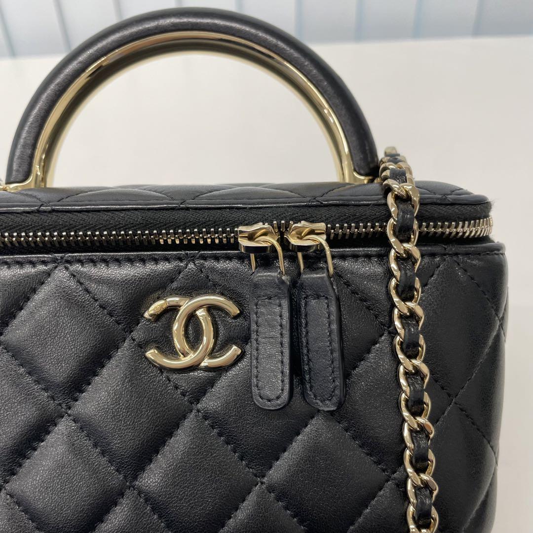 未使用✨CHANEL ラムスキン　マトラッセ　2way バニティ　チェーン