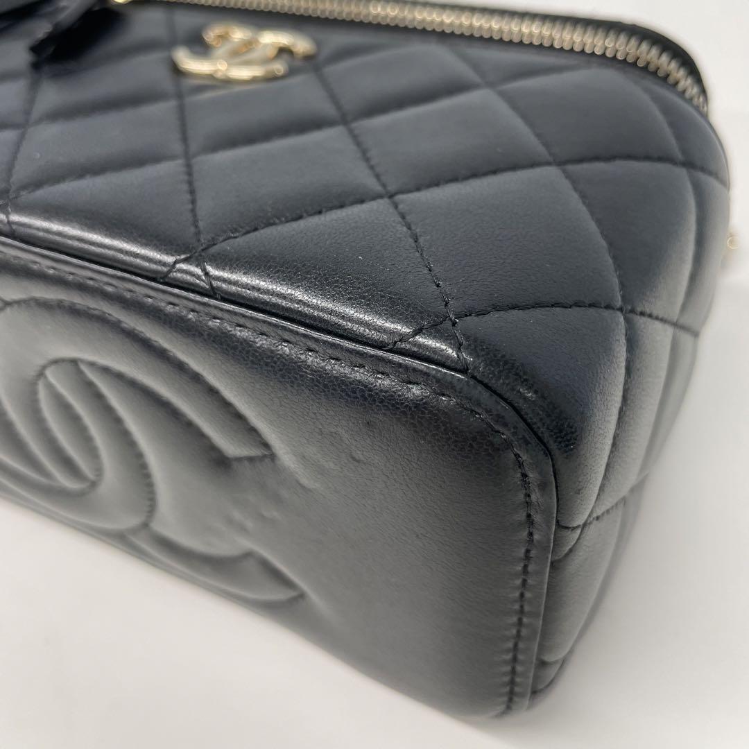 未使用✨CHANEL ラムスキン　マトラッセ　2way バニティ　チェーン