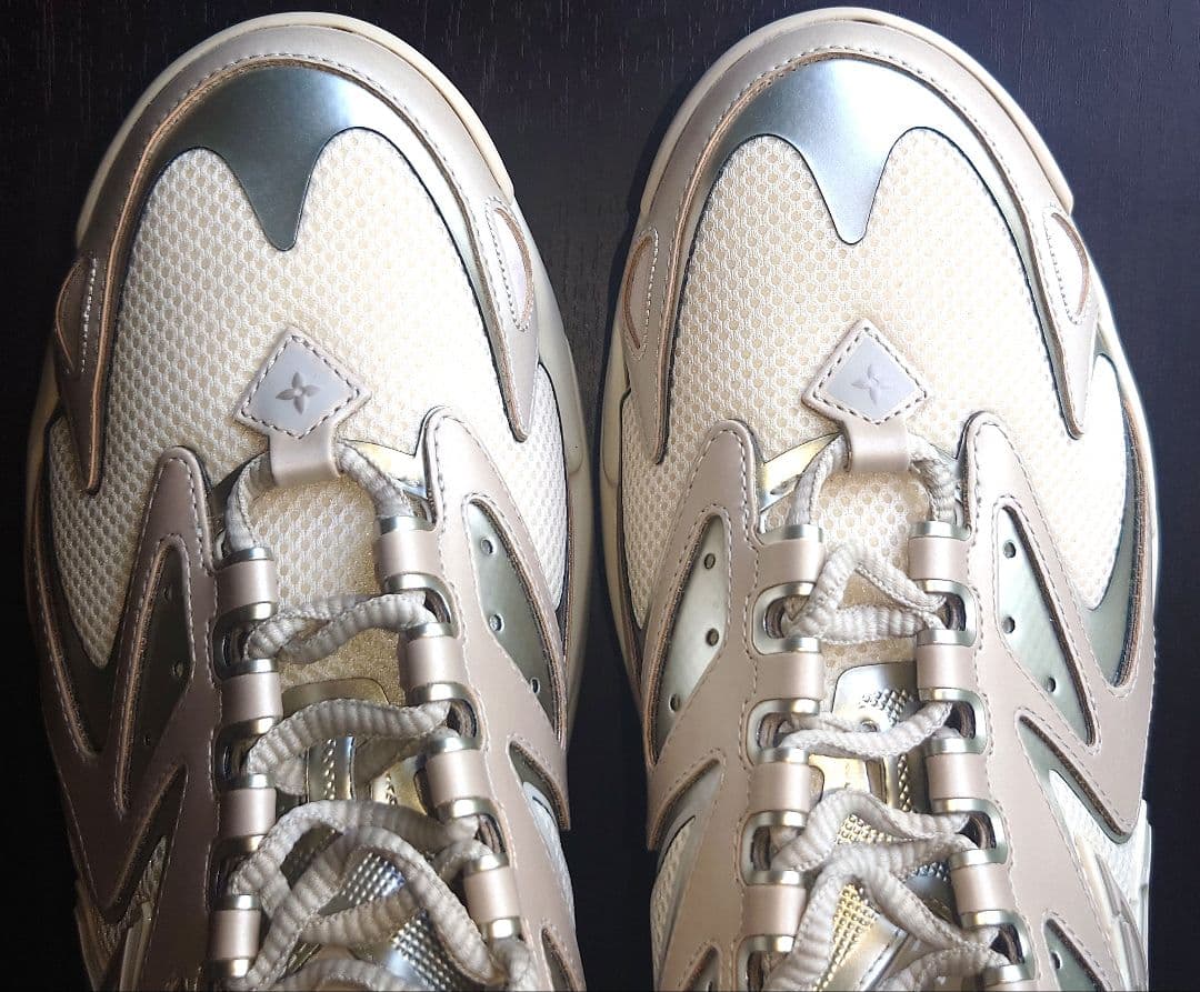 LOUIS VUITTON スニーカー タティックライン ベージュ 未使用