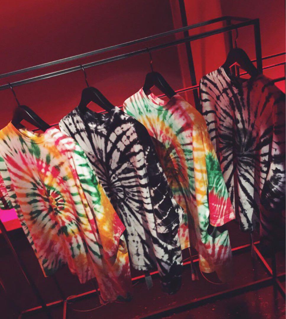 PEACEMINUSONE虹タイダイTYE DYEレインボー Tシャツ新品未使用