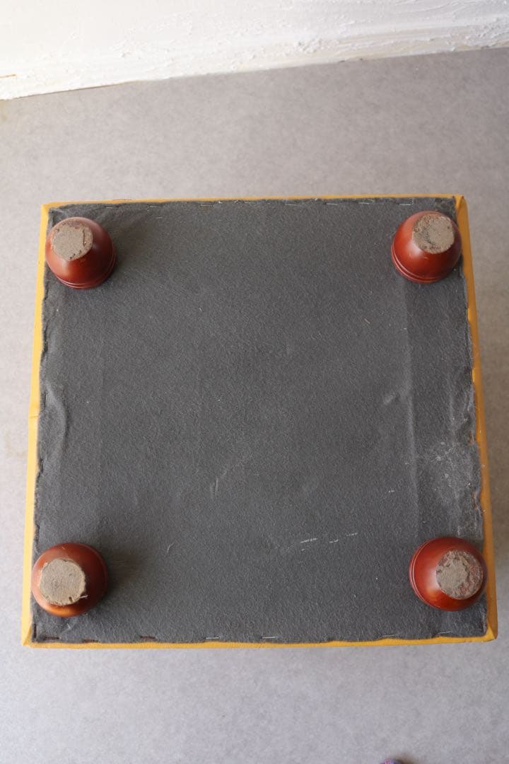 スツール ポップ