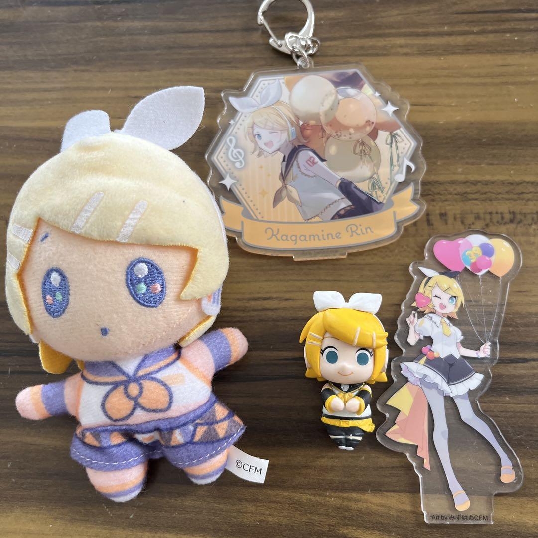 ♯どこでもいっしょ♯　D. クロ　鏡音リンver　ぬいぐるみキーホルダー 鏡音リン アクリルキーホルダー ぬいぐるみセット - メルカリ