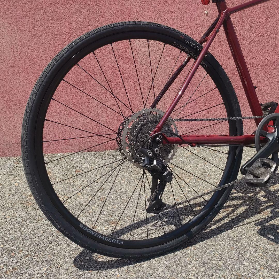 TREK FX3 Gen3 Lサイズ 2023年モデル さいたま市 手渡し希望 TREK FX3 Gen3 Lサイズ 2023年モデル、さいたま 手渡し希望