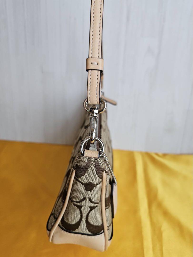 COACH コーチ　アクセサリーポーチ シグネチャー ショルダー 6094