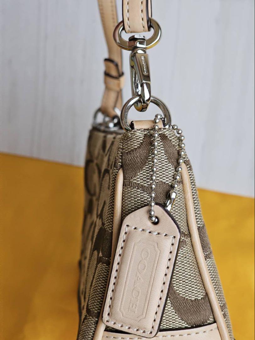 COACH コーチ　アクセサリーポーチ シグネチャー ショルダー 6094