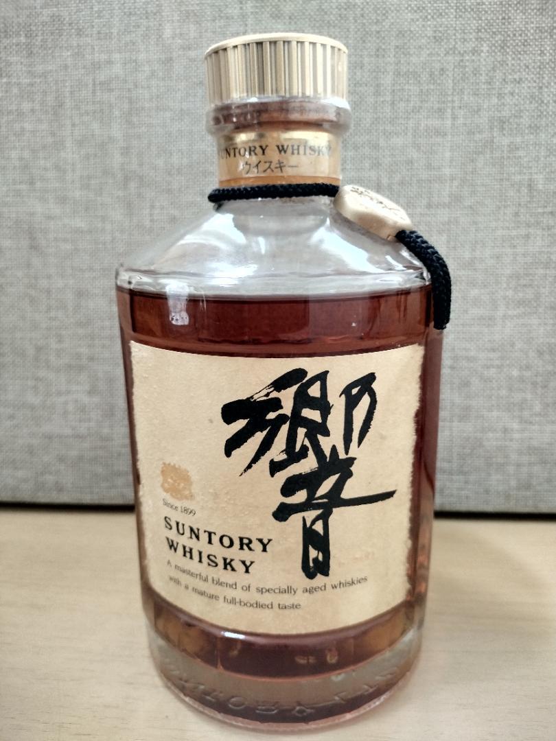 【激レア】旧ラベル　金キャップ　７５０m　一番最初に販売された響　箱無 希少】響 旧ラベル 未開栓 一番最初に販売された響 金キャップ
