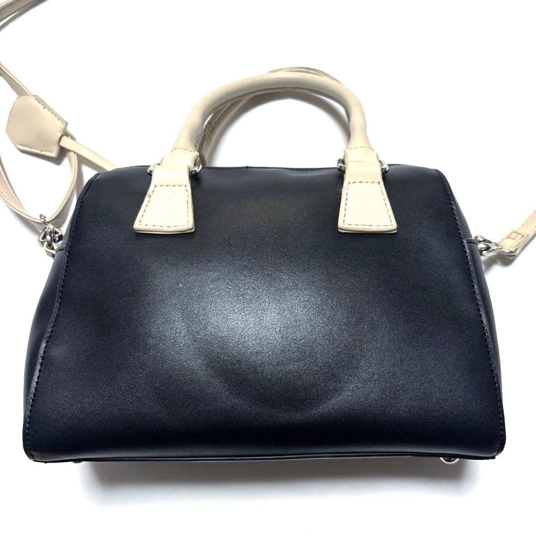 Chico 2wayロゴ エンブレム デザイン ショルダーバッグ ハンドバッグ