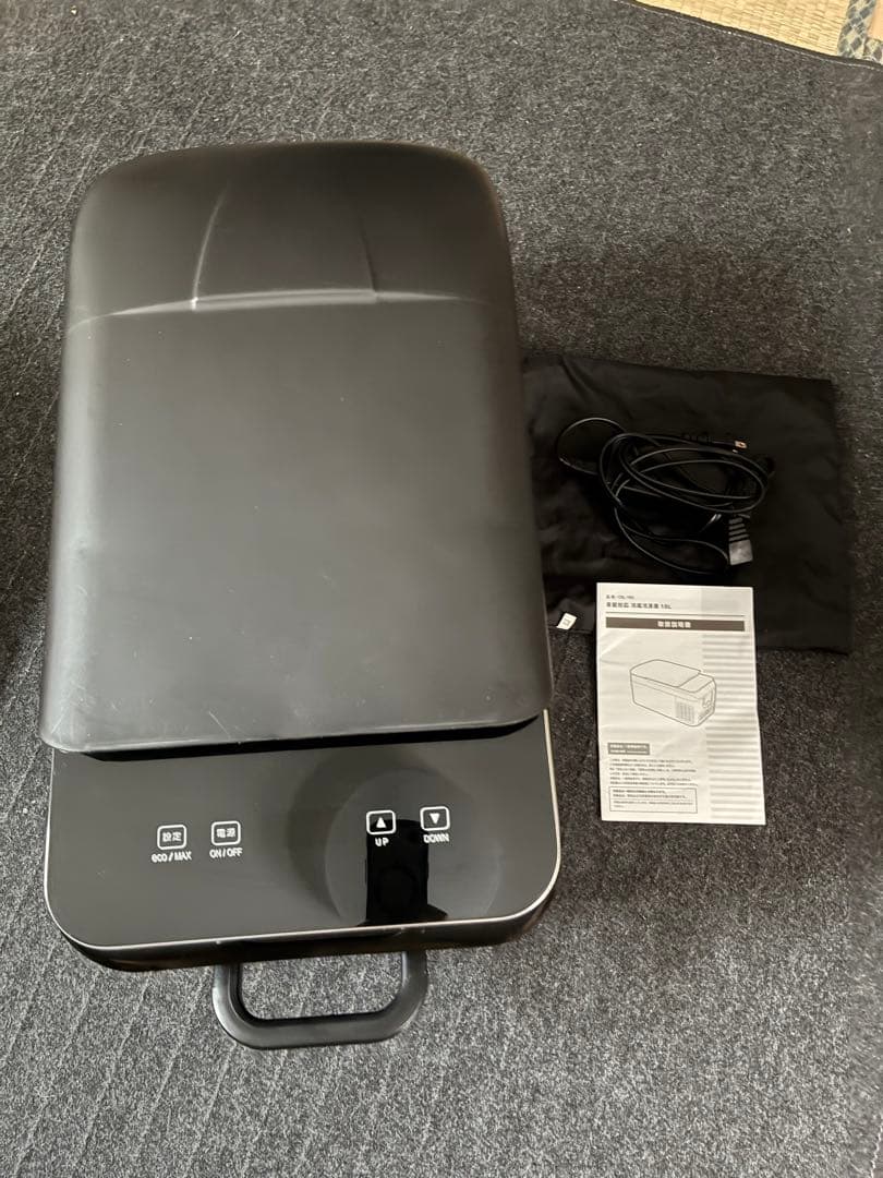 VERSOS ポータブルクーラーボックス 18L -20℃〜10℃ 車 冷蔵庫